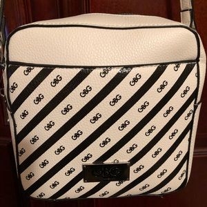 GBG Los Angeles Cross Body Purse - NWOT